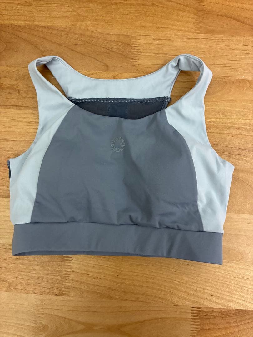 FEELCYCLE アパレル　グレー　S 上下セット　ブラトップ　トレーニング