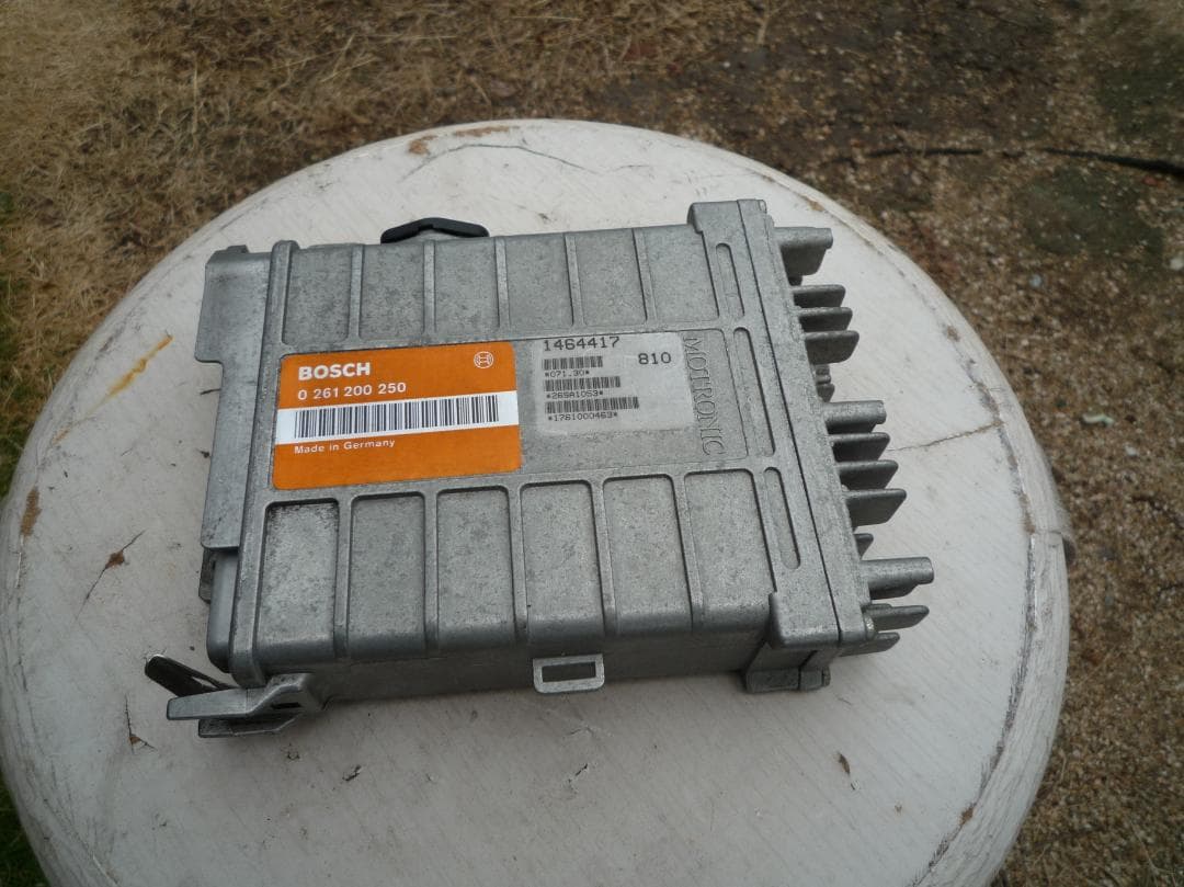  K100RS 4V 　純正 ECU エンジン コントロール