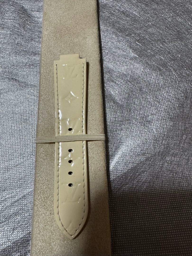 ルイヴィトン　ヴェルニ　アイボリー 時計バンド