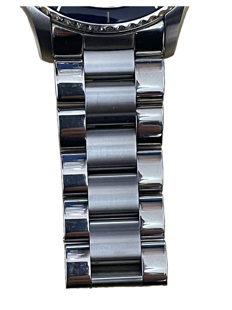 ハミルトン ジャズマスターシービューディデイト クオーツ 綺麗なブルーの文字盤