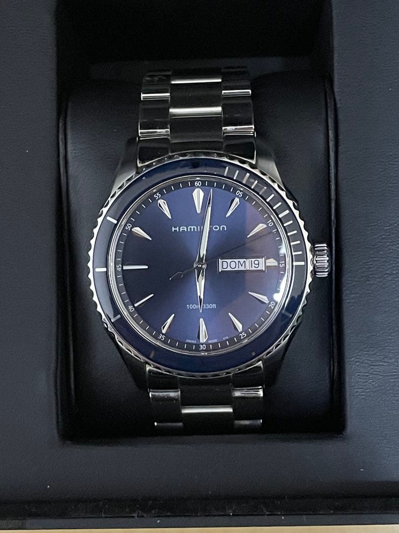 ハミルトン ジャズマスターシービューディデイト クオーツ 綺麗なブルーの文字盤