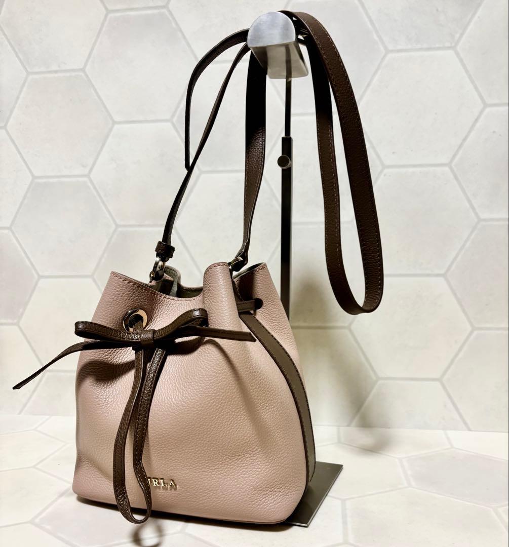 フルラ コスタンザ バケット ハンドバッグ バイカラー レザー　未使用級