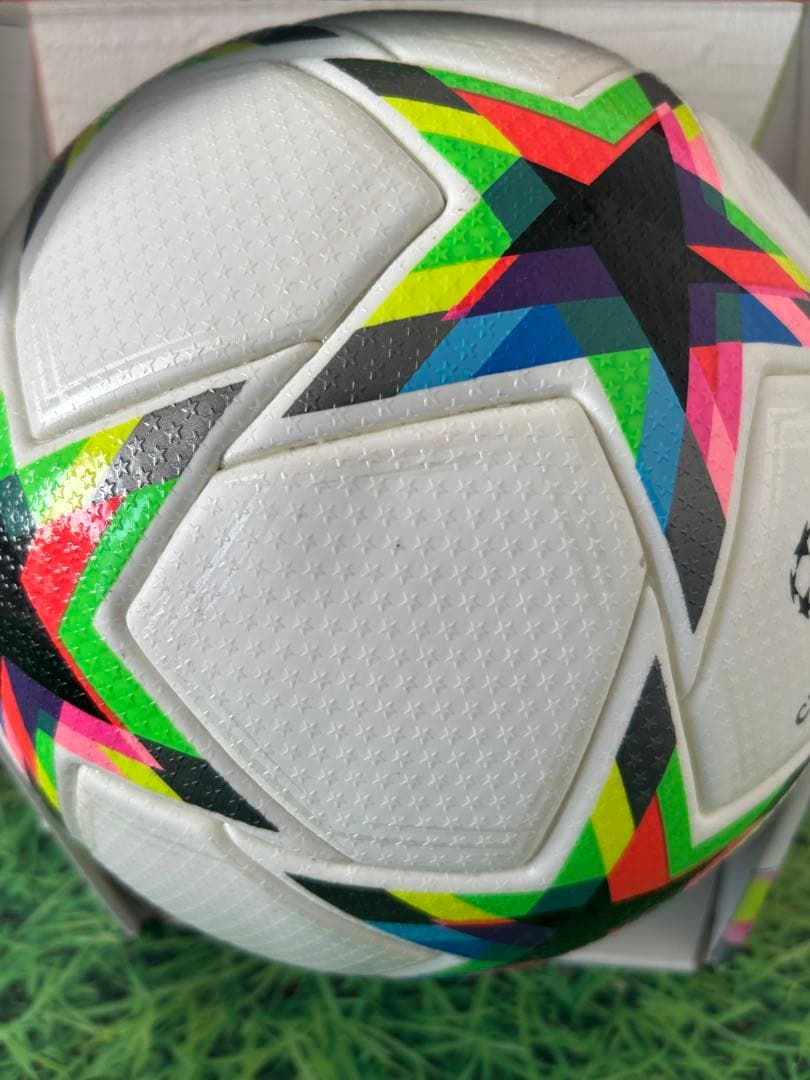 ☆新品☆送料無料☆ adidas(アディダス) フィナーレプロ☆サッカーボール☆