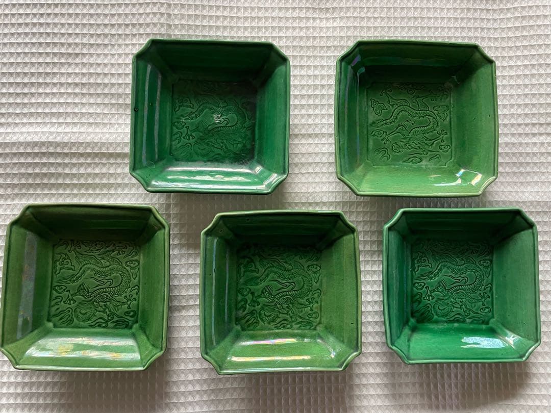 淡路珉平焼き　緑釉薬　雲龍　四方隅切り皿　小皿　5枚組