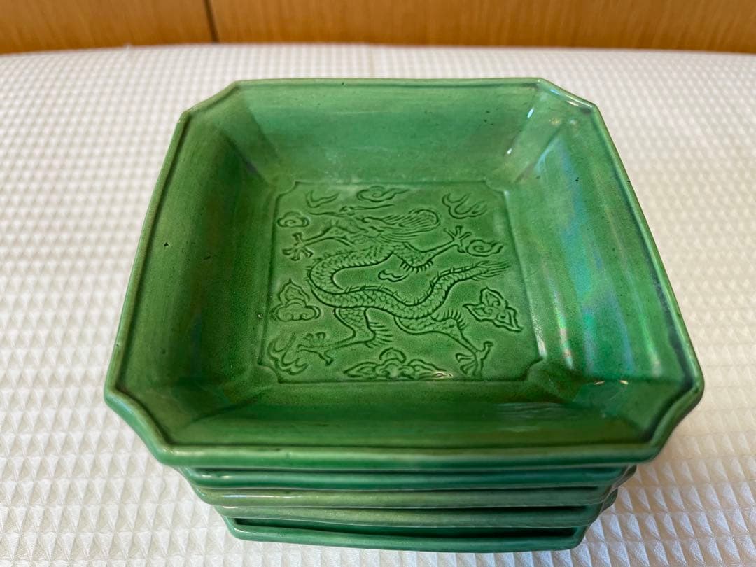 淡路珉平焼き　緑釉薬　雲龍　四方隅切り皿　小皿　5枚組