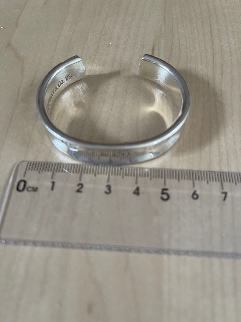 Tiffany & Co. ティファニーカフバングル