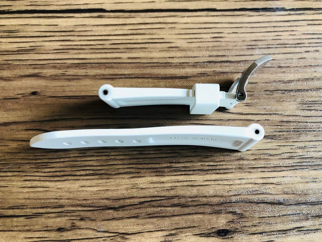 【最終価格】美品 パネライ純正ラバーベルトホワイトXS ラグ幅22mm おまけ付