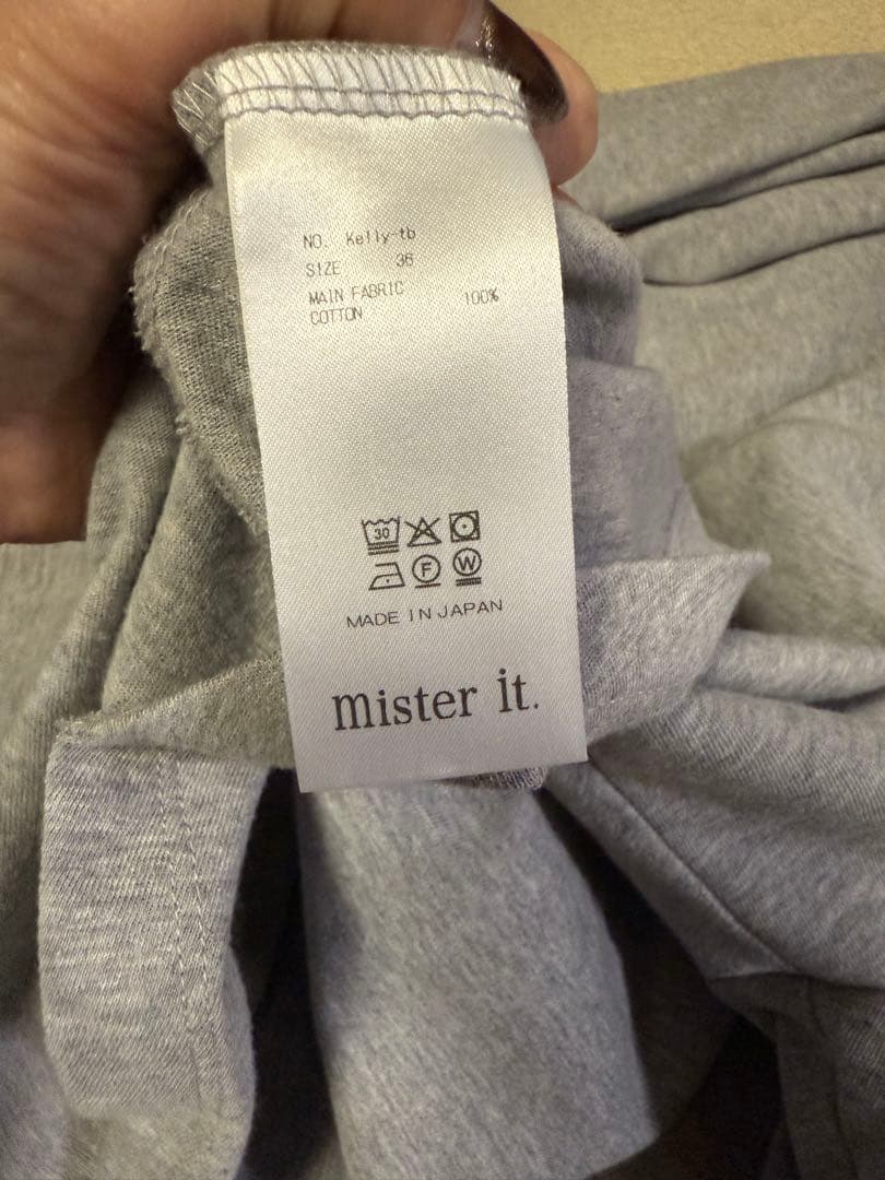 美品ミスターイットグレーkellytbdressロングTシャツ グレー36