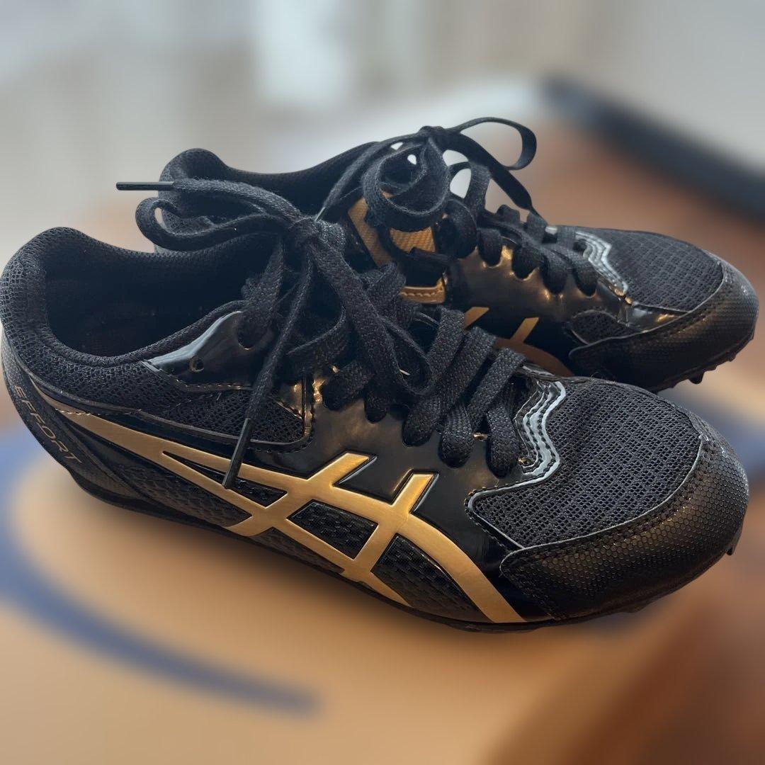 asics 陸上用キッズスパイク　22.5センチ