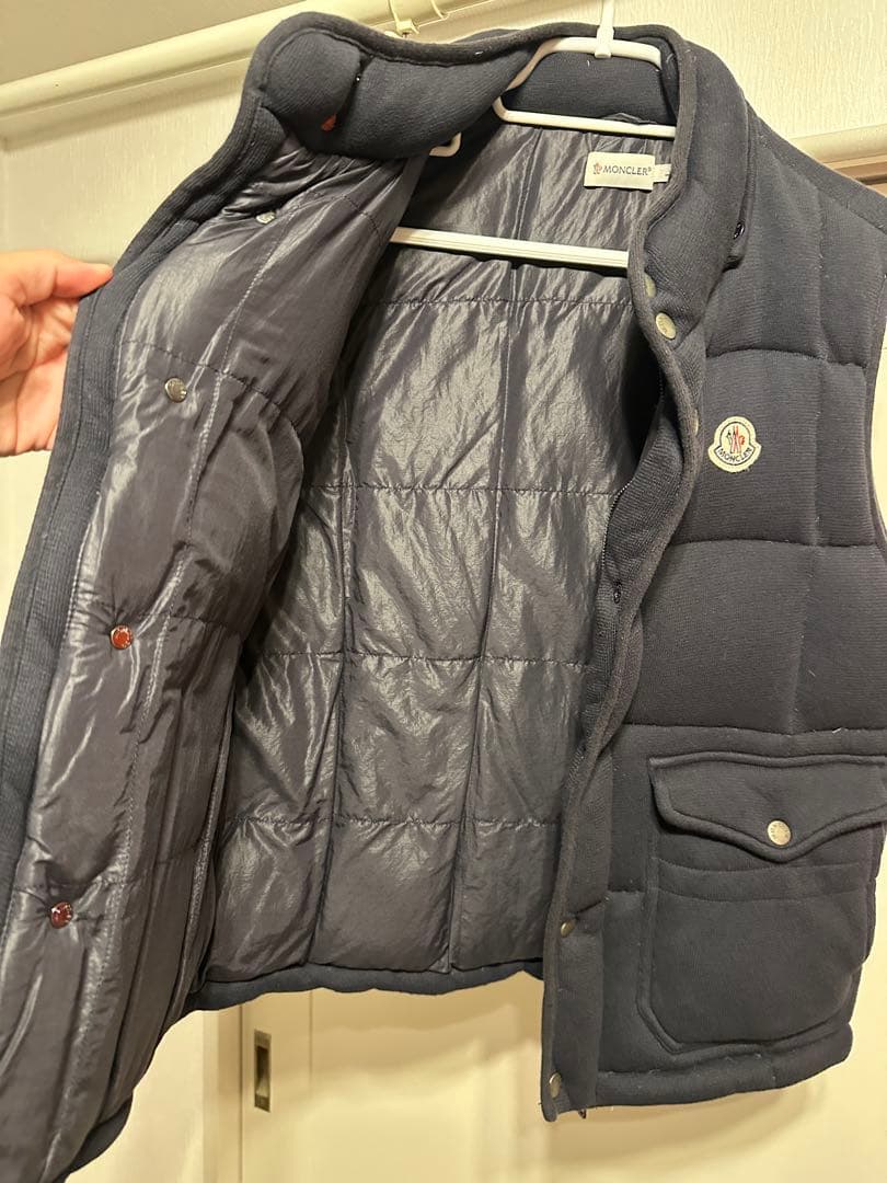 MONCLERモンクレール　ダウンベスト　L