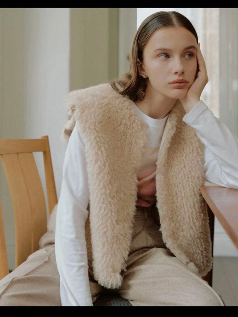 年末セール⭐︎新品タグ付きOHGA プードルベスト