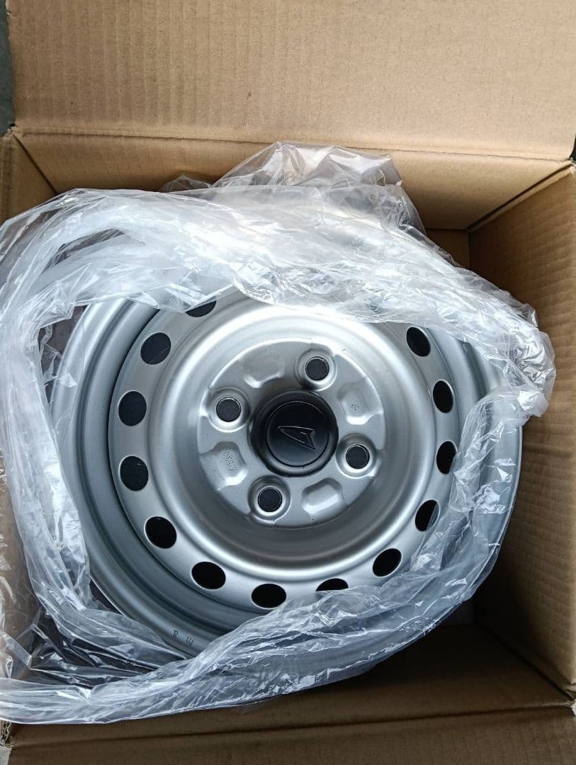 ダイハツ 純正 ハイゼットトラック 新車外し ホイール4本セット 令和7年