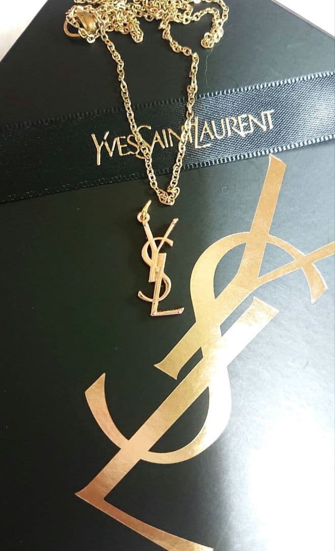 【正規 未使用】YVES SAINT LAURENT金色ロゴ/ネックレスチェーン
