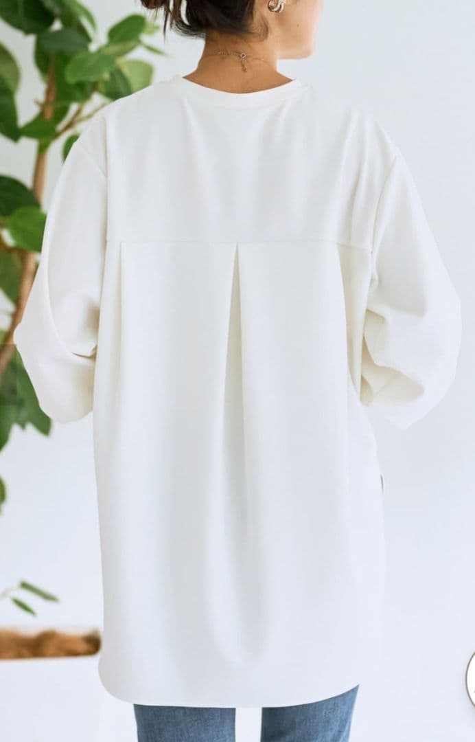 BEARDSLEY 　Tブラウス