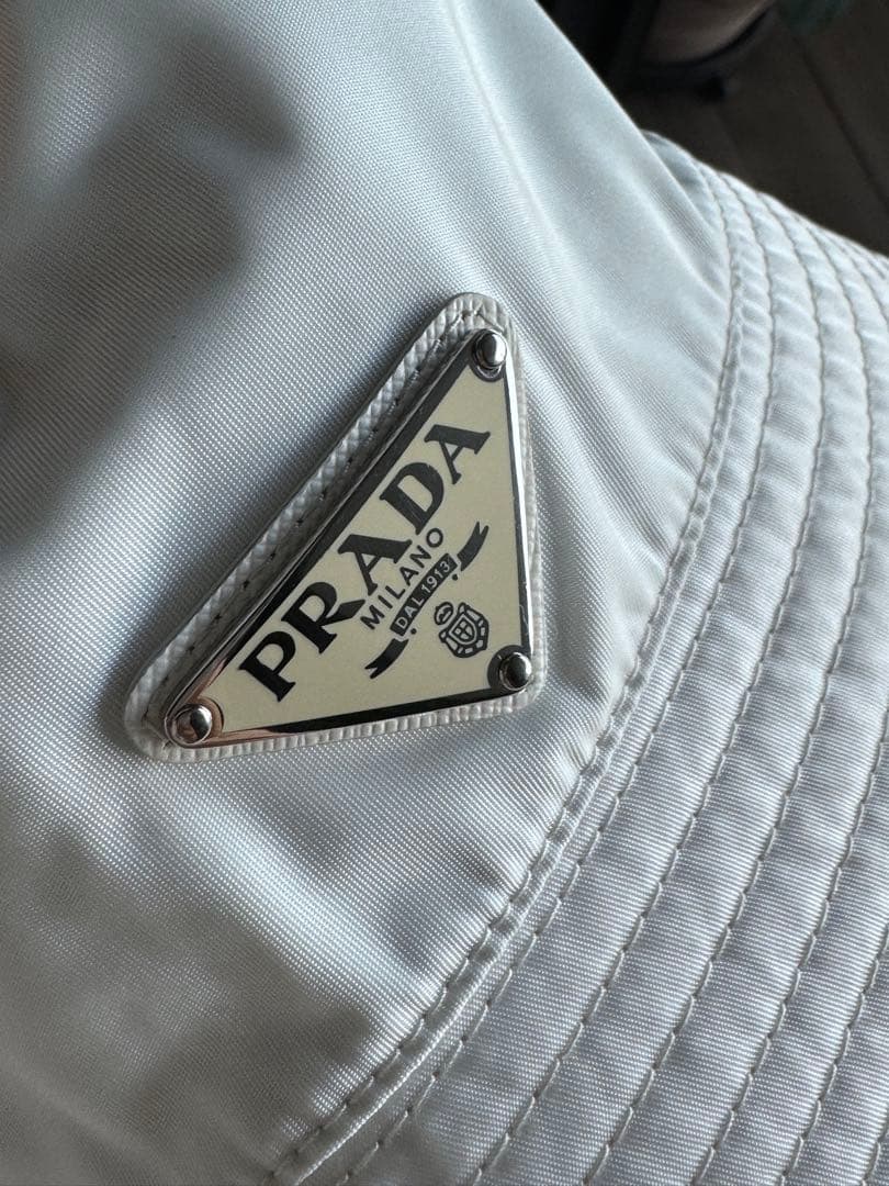 PRADA プラダ　ハット M