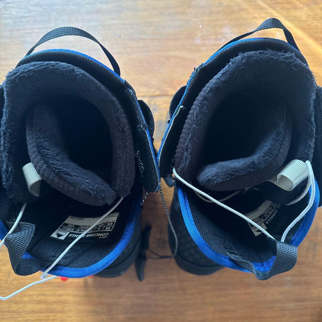 バートン　スノーボードブーツ 黒/青　23cm