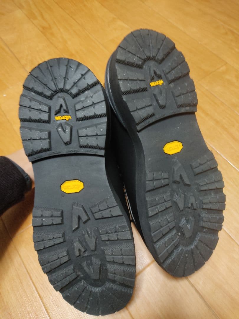 The North Face decade GORE−TEX黒ゴアテックモカシン