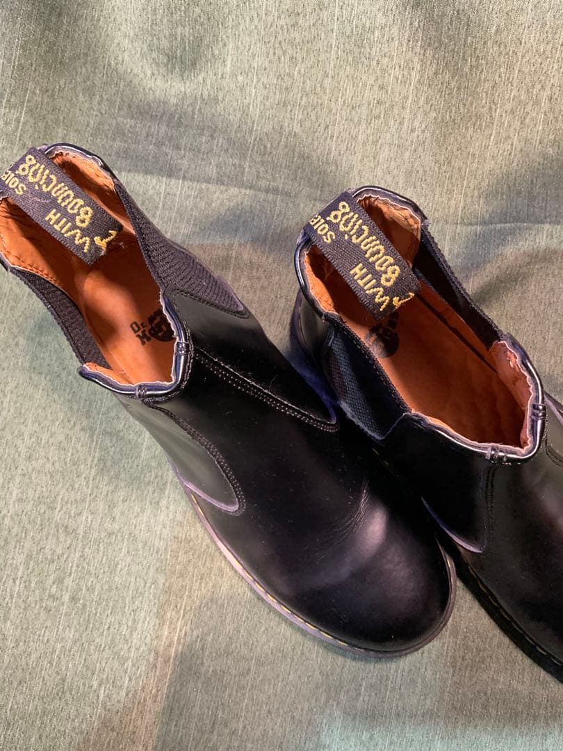 定番Dr.Martens サイドゴアチェルシーブーツ新品同様EU42 UK8