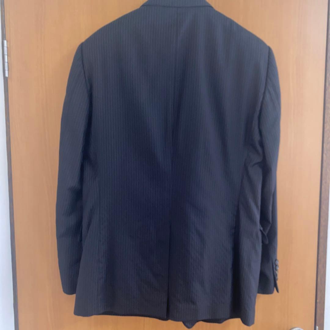 GUCCIストライプスーツブラックにネイビーストライプ52