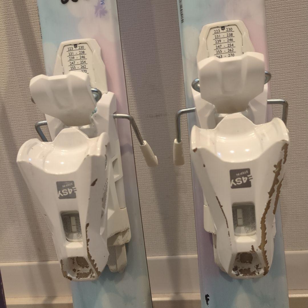 STREULEスキー板130センチ、ストック95センチ、ブーツ23センチ　高学年