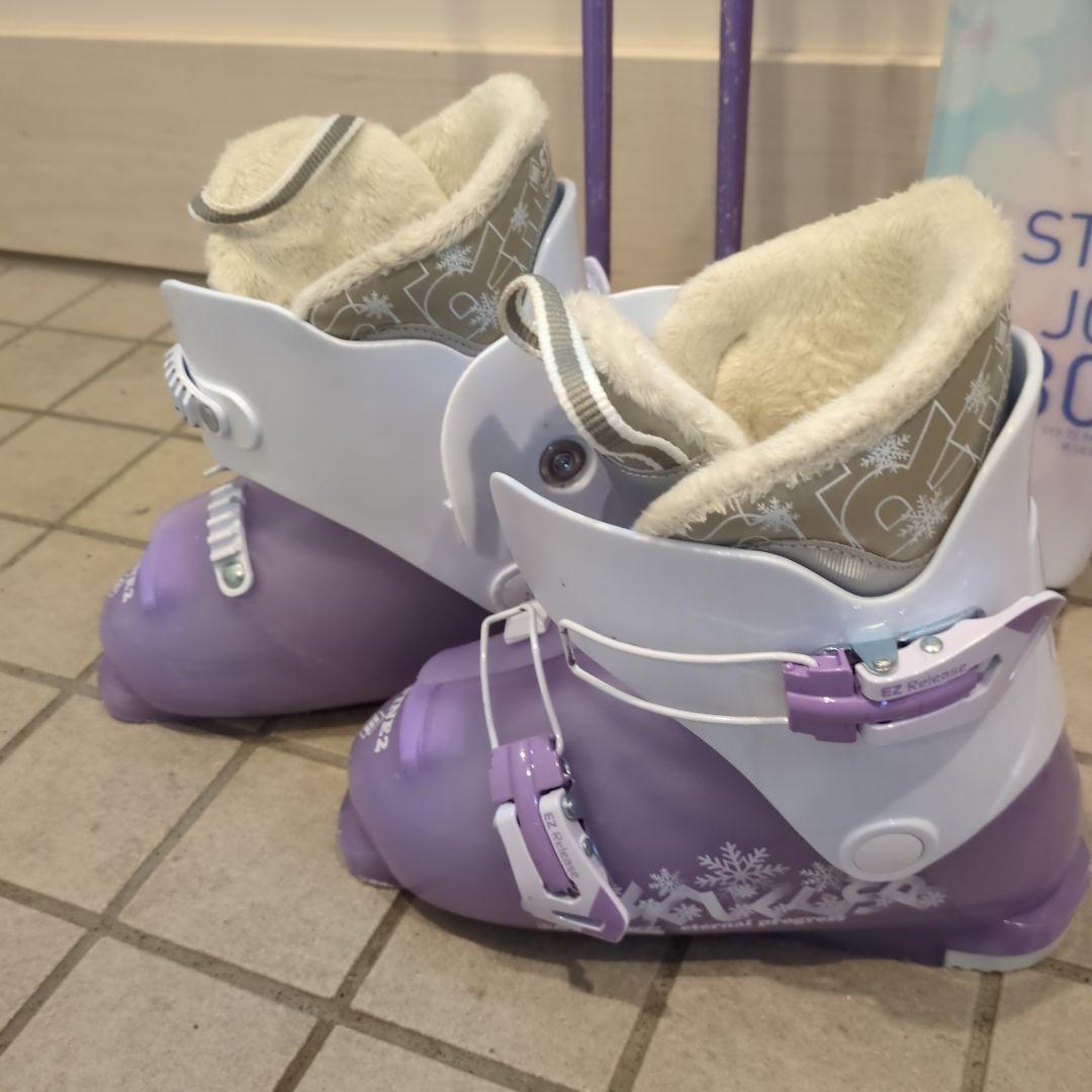 STREULEスキー板130センチ、ストック95センチ、ブーツ23センチ　高学年