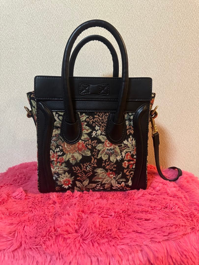 CELINE ノベルティ　ショルダーバッグ　フラワー柄