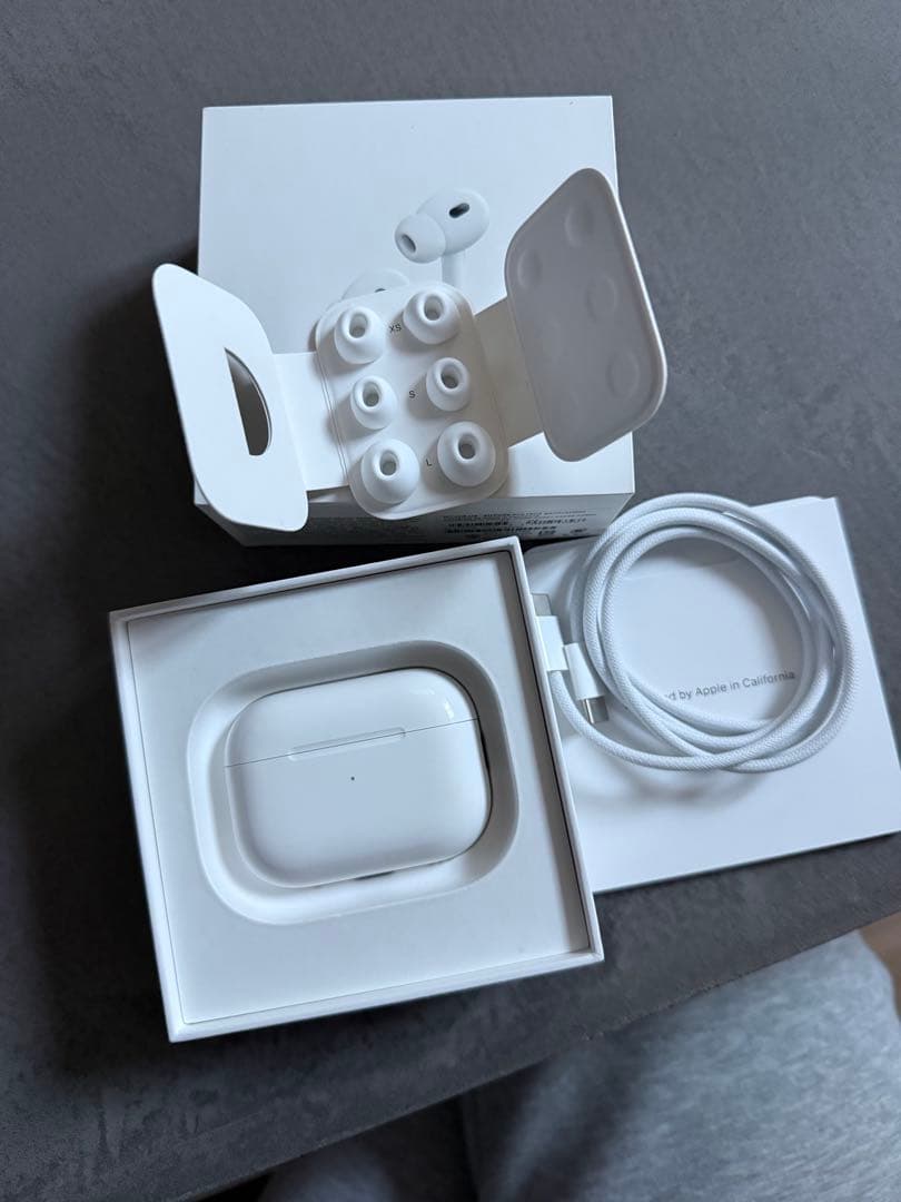 AirPods Pro (第2世代) 本体 充電ケーブル付き