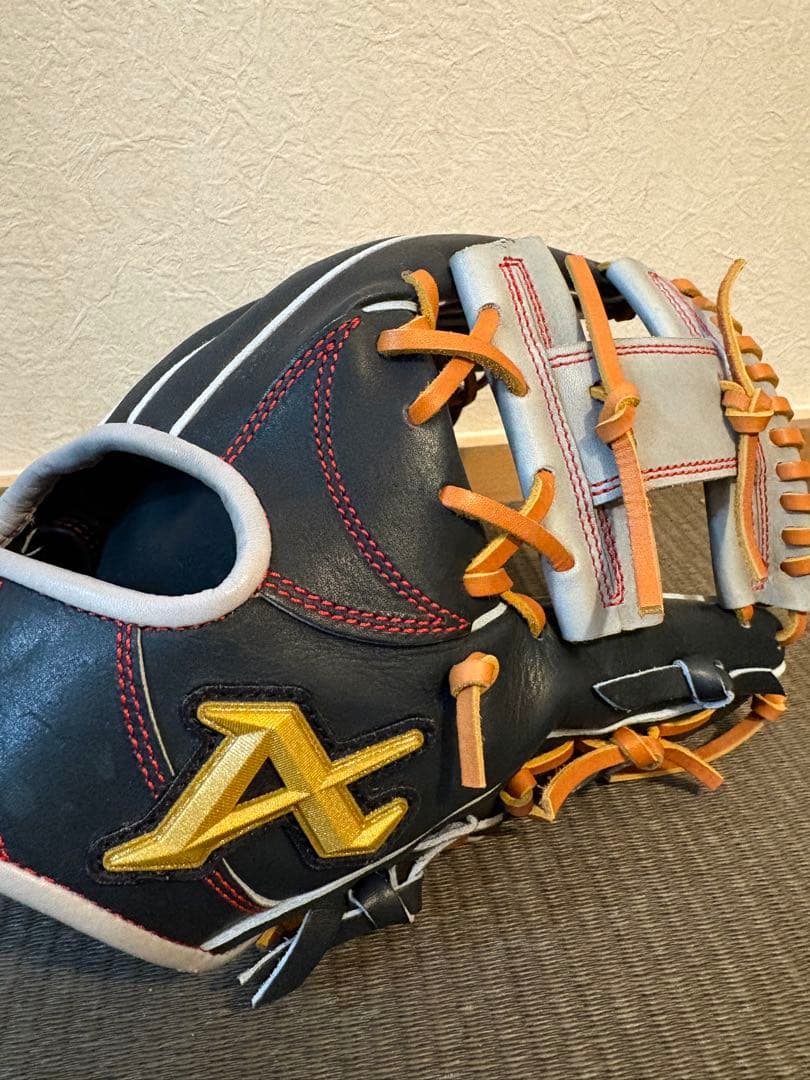 アトムズ　軟式内野手用　グラブ　新品未使用