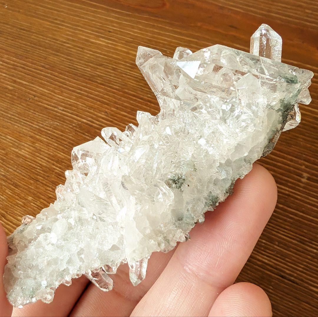 パイライト共生　マニハール産　水晶クラスター　C