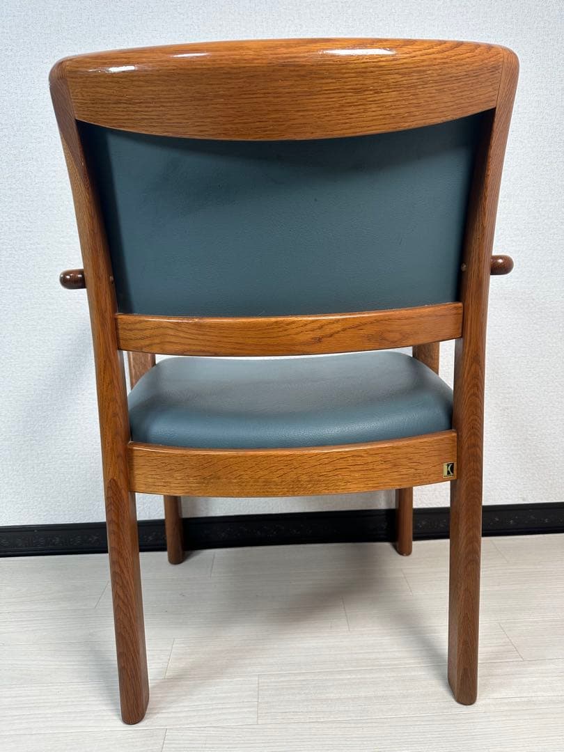 （1/6）飛騨産業 キツツキ アームチェア ダイニングチェア 革 木製 ※i4※