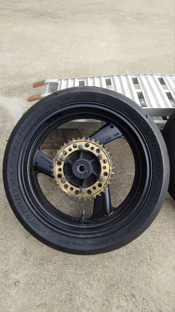 xjr40017インチ ホイール前後セット