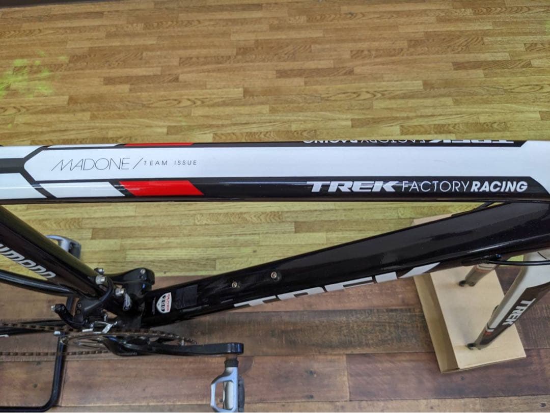 TREK MADONE 2.1ロードバイクフレーム