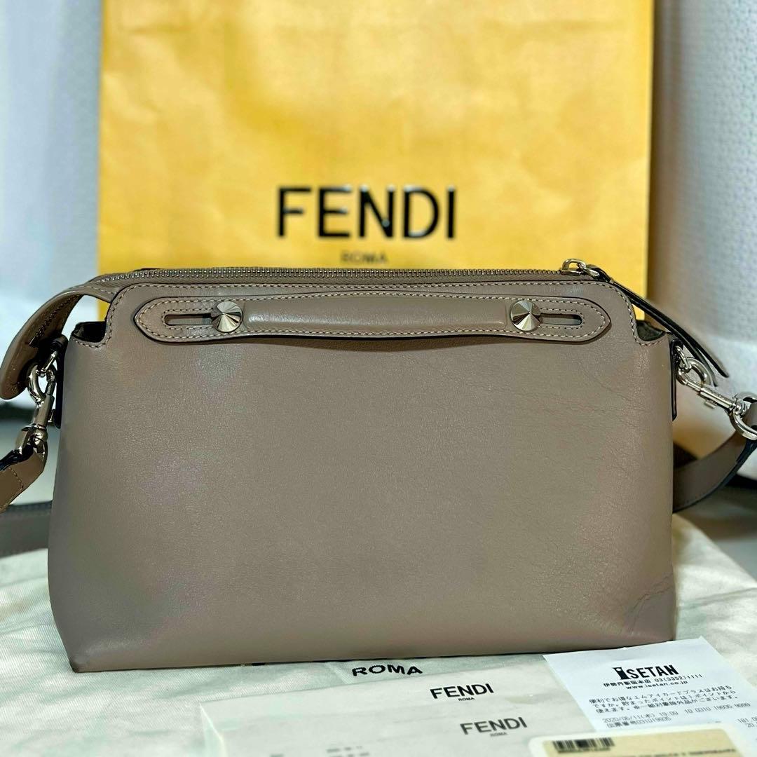 FENDI バイザウェイ ミディアム