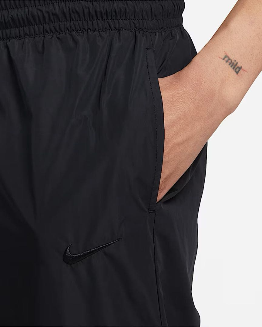 新品2XLサイズ　NIKE ビッグスウッシュ ウーブンパンツ