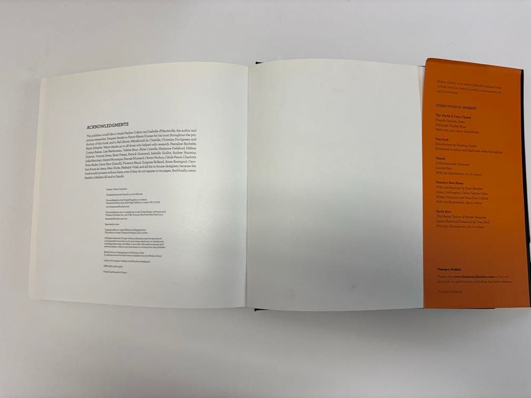 THE HERMÈS SCARF 歴史と神秘　美品