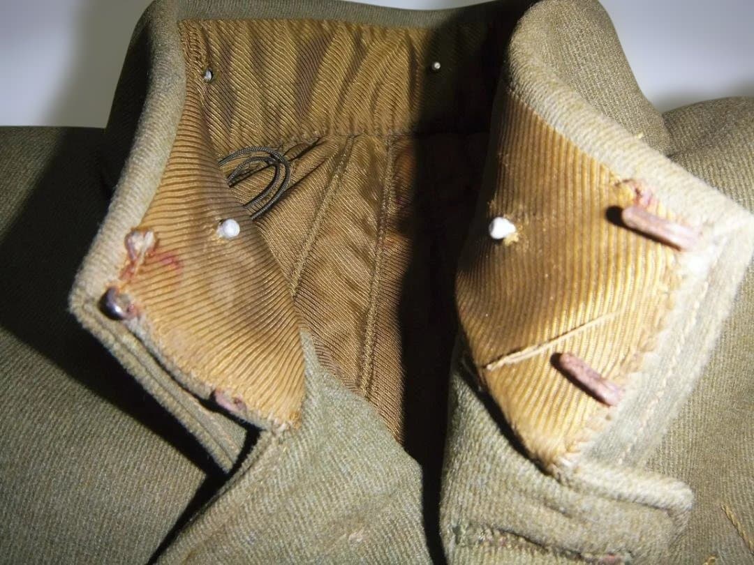 た*こ様 旧日本陸軍「将校用　九八式軍衣袴　制服上下」中古品