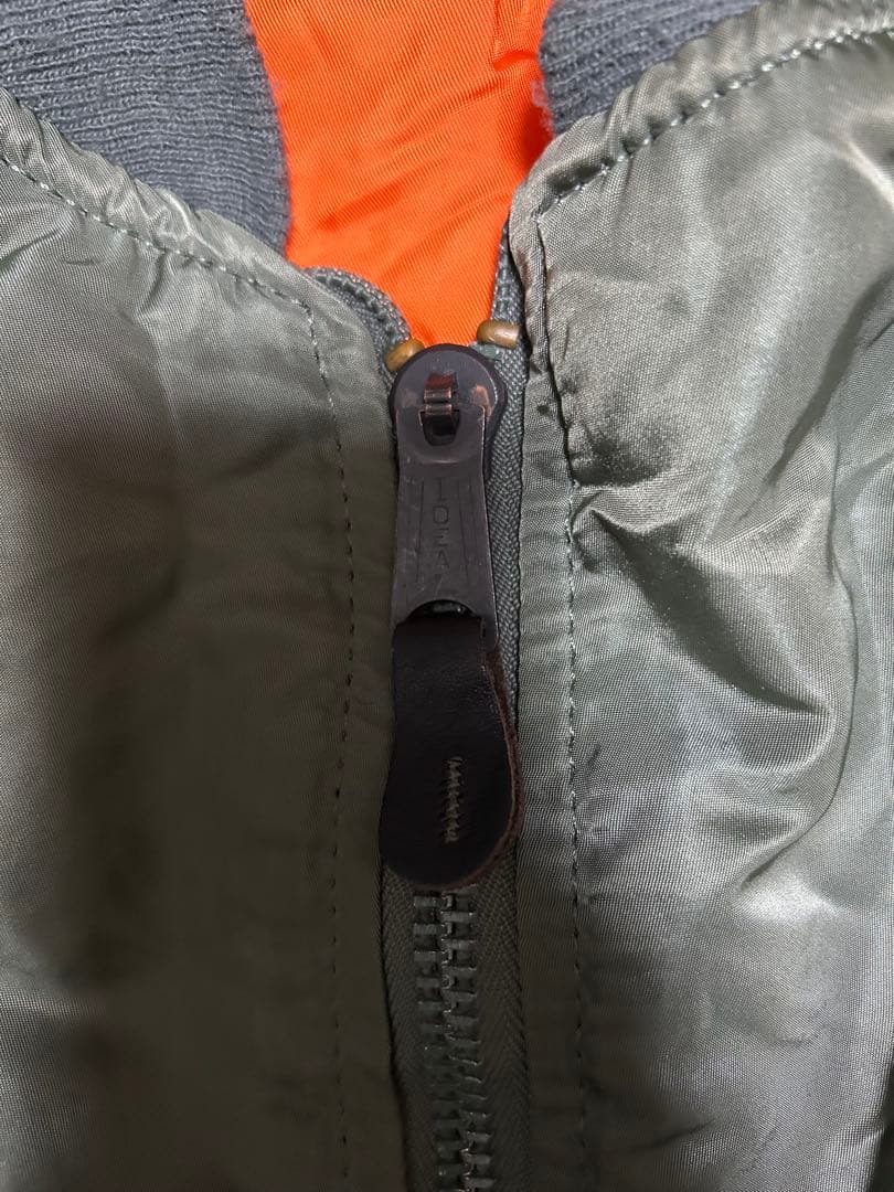 旧タグ・USA製/アルファインダストリーズ MA-1　フライトジャケット L