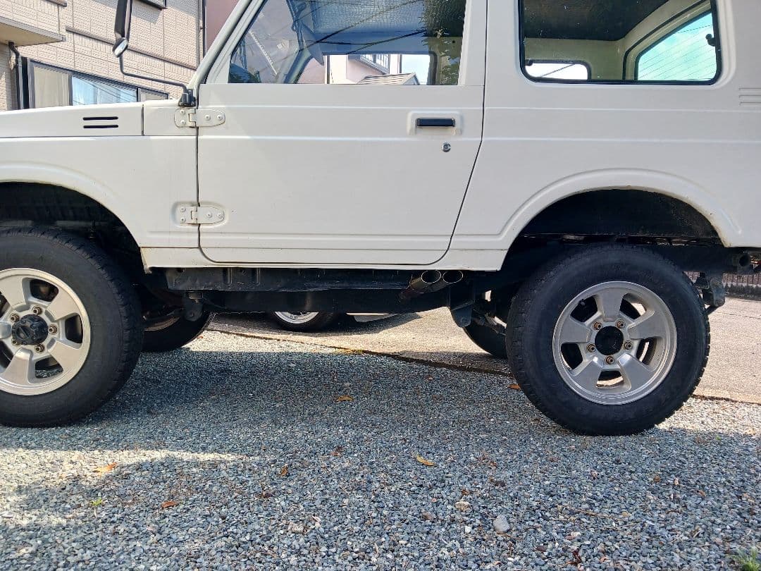 yoshi  ジムニー JA11 サイド出しマフラー　ステンレス