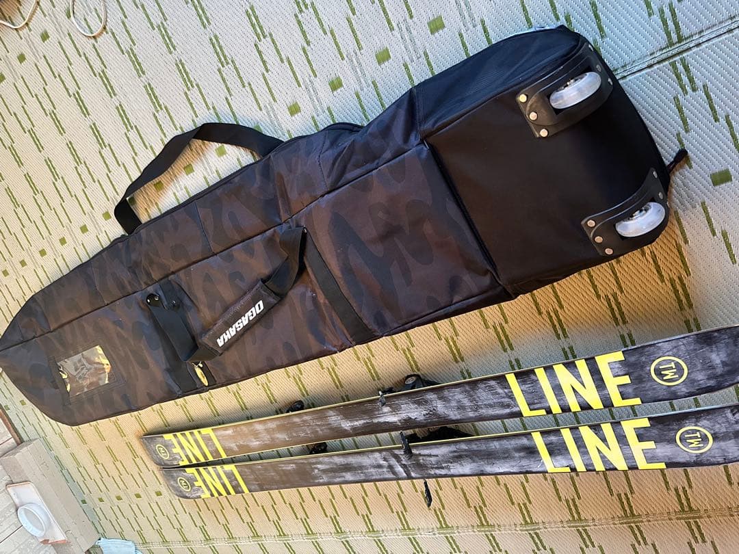 LINE スキー板 オガサカスキーケース付き