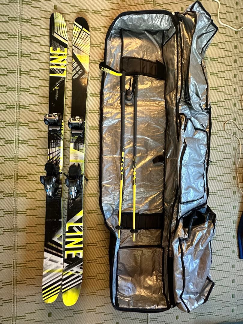 LINE スキー板 オガサカスキーケース付き