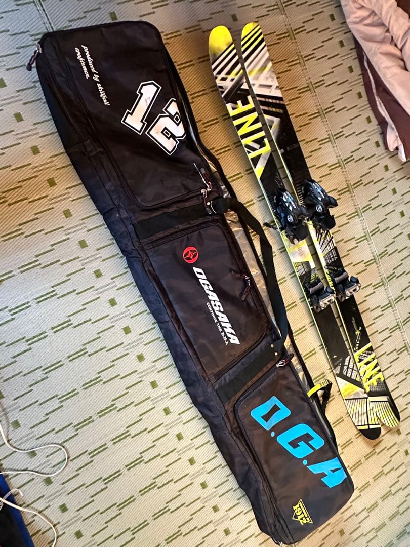LINE スキー板 オガサカスキーケース付き
