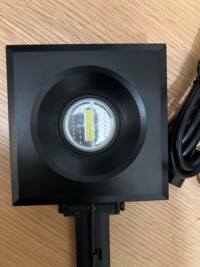 レッドシー ReefLED 50とマウンティングアーム