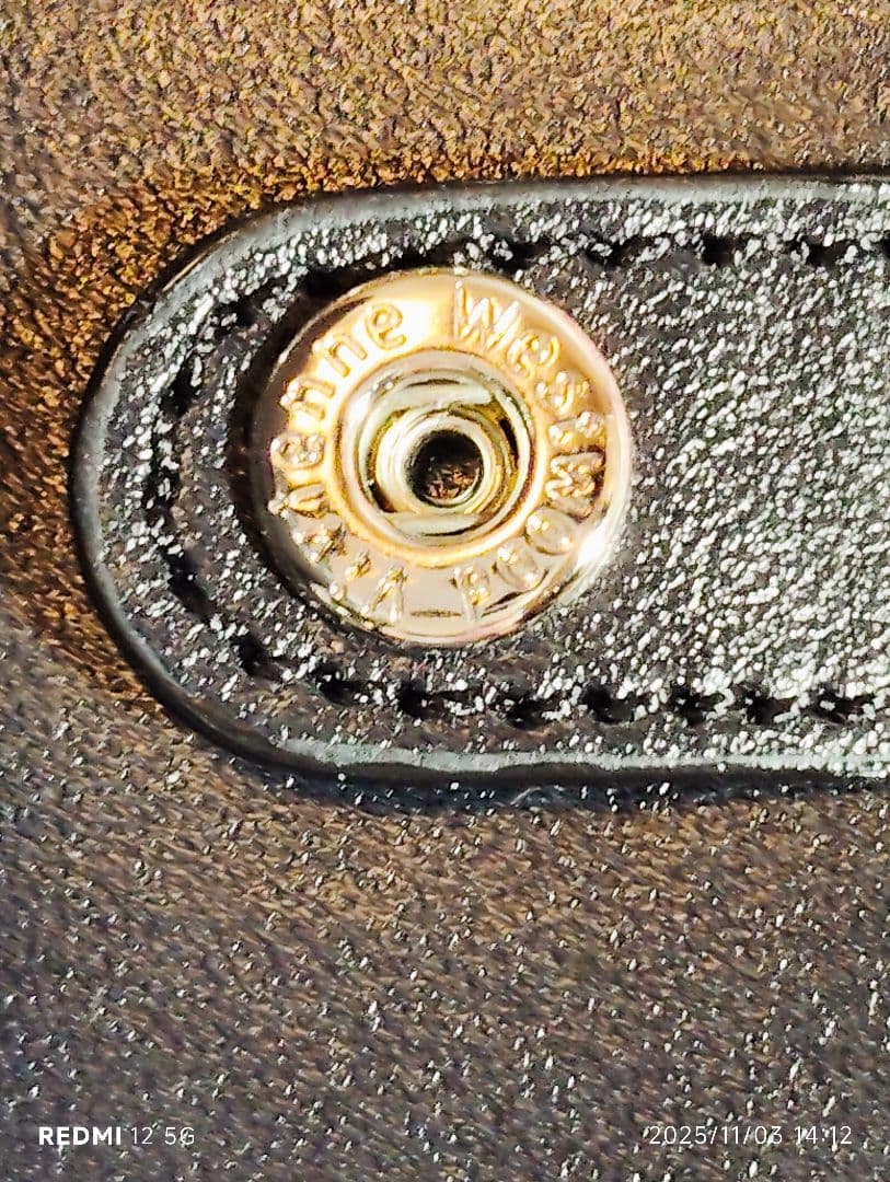 Vivienne Westwood ロゴ押印 レザーキーケース ブラック