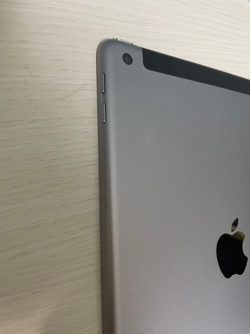 Apple iPad 第5世代 32GB