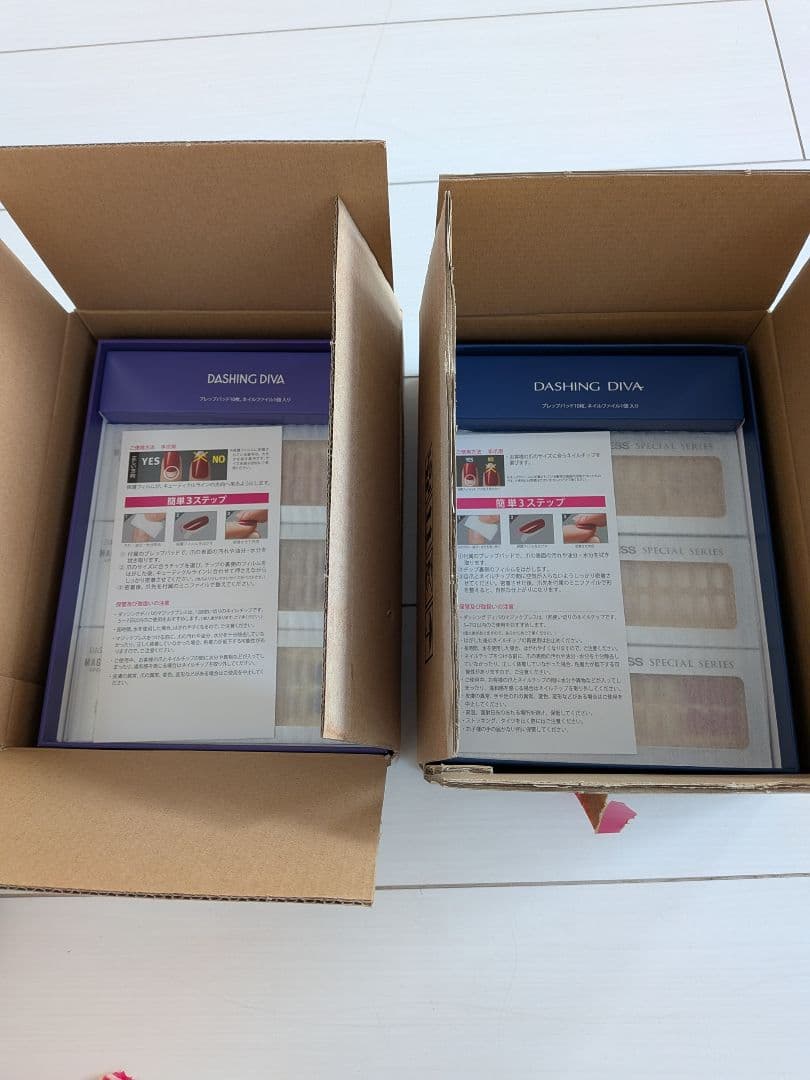 2箱12種類ネイルチップダッシングディバマジックプレススワロフスキーコレクション