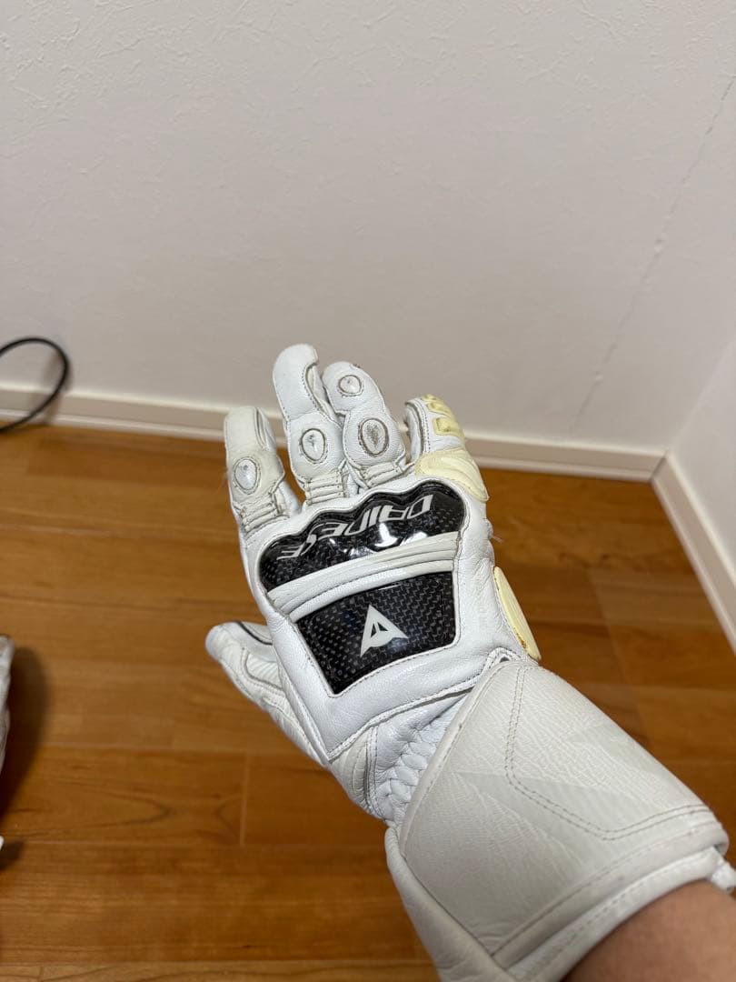 ダイネーゼ　CARBON 3 LONG GLOVES ホワイト