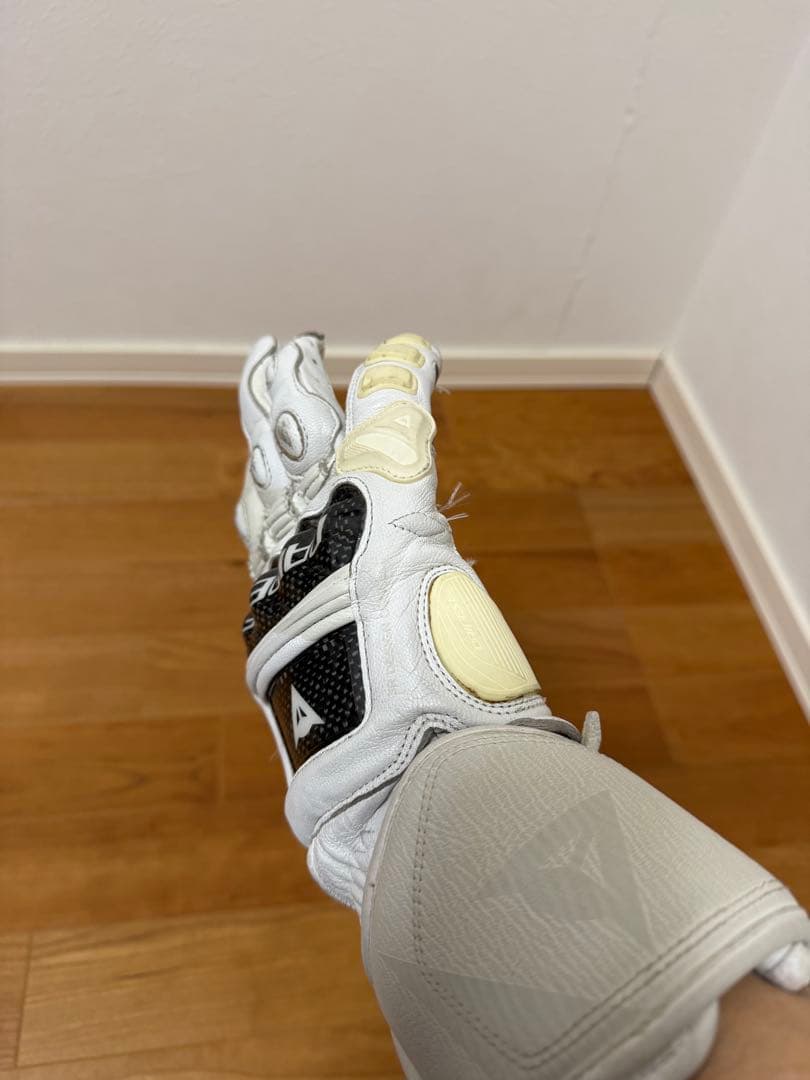 ダイネーゼ　CARBON 3 LONG GLOVES ホワイト