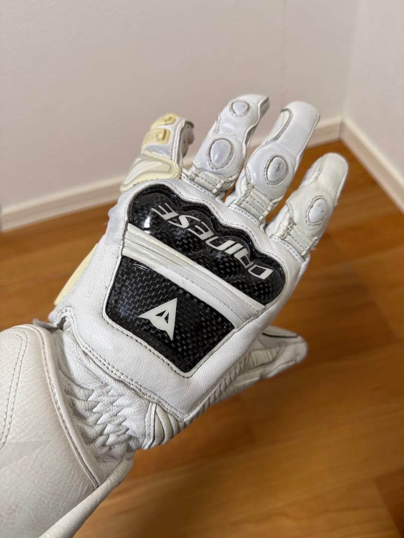 ダイネーゼ　CARBON 3 LONG GLOVES ホワイト