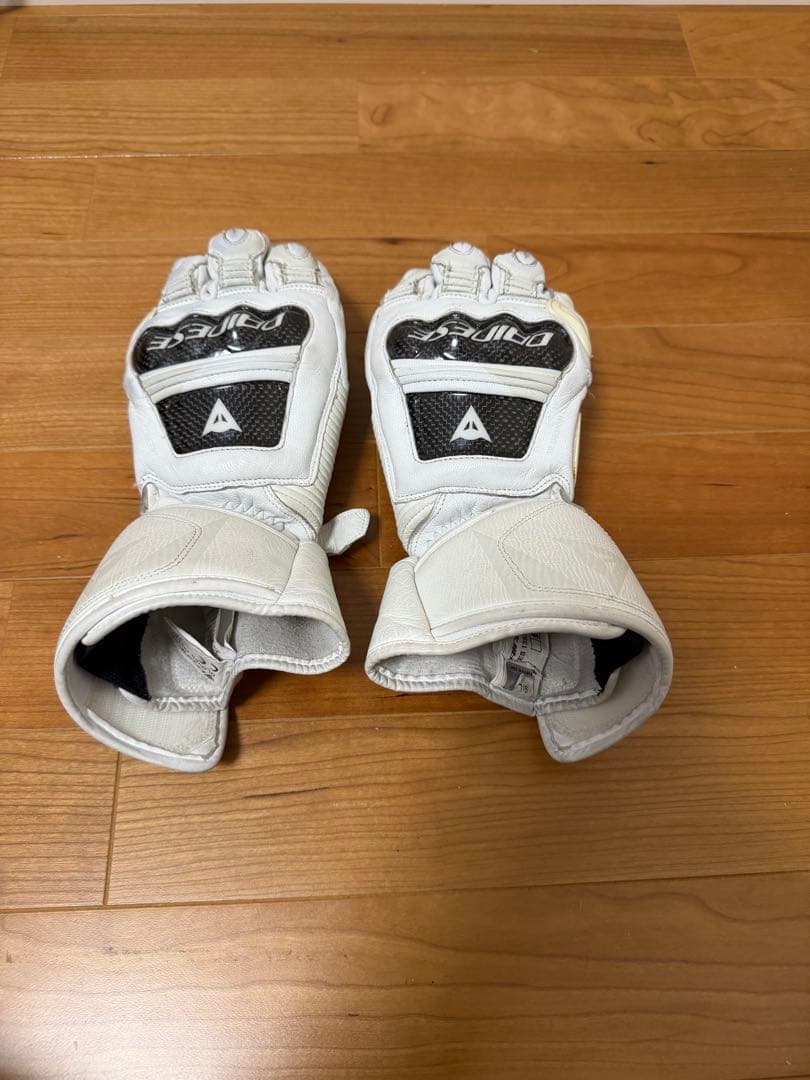 ダイネーゼ　CARBON 3 LONG GLOVES ホワイト