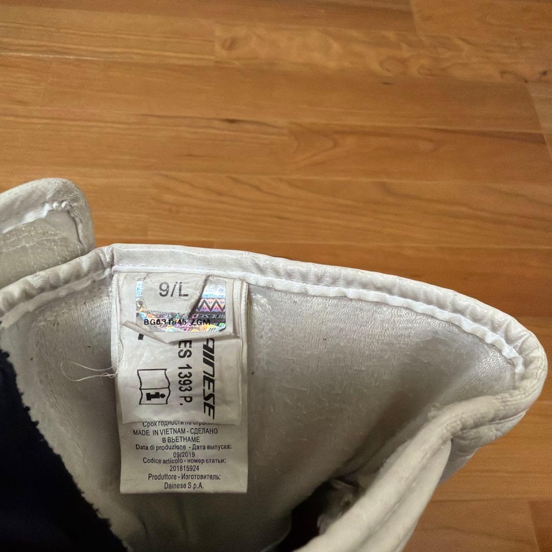 ダイネーゼ　CARBON 3 LONG GLOVES ホワイト